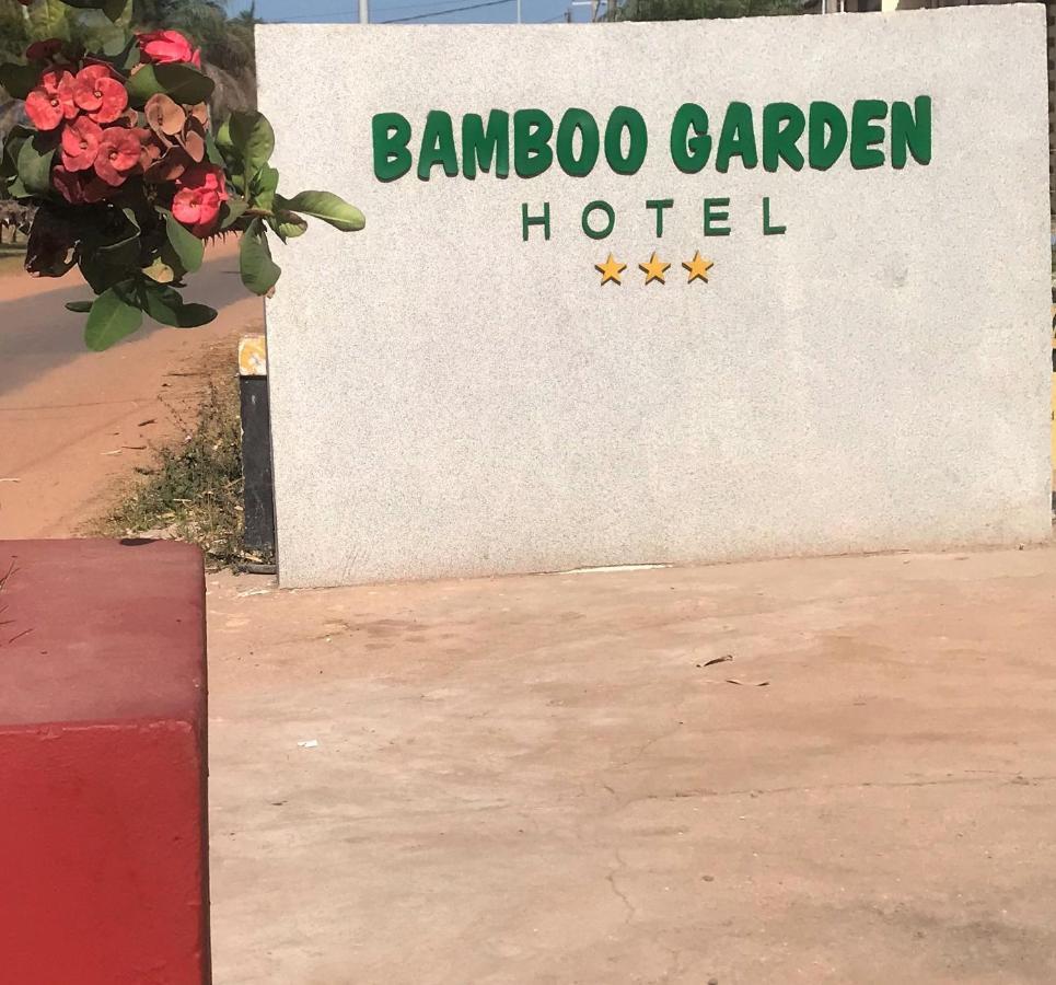 Bamboo Garden Hotel Serekunda Kültér fotó