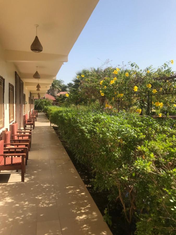 Bamboo Garden Hotel Serekunda Kültér fotó
