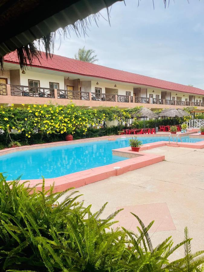 Bamboo Garden Hotel Serekunda Kültér fotó