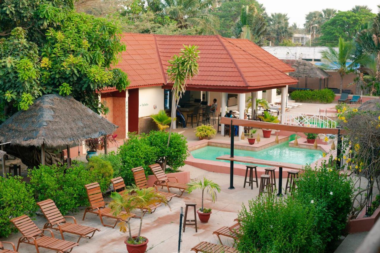 Bamboo Garden Hotel Serekunda Kültér fotó
