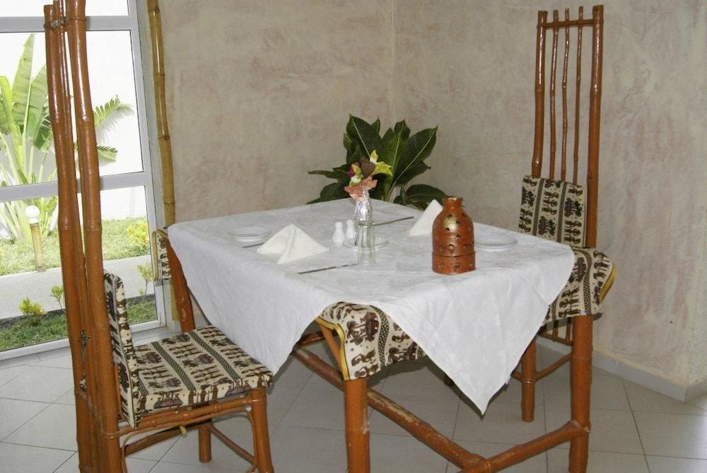 Bamboo Garden Hotel Serekunda Kültér fotó