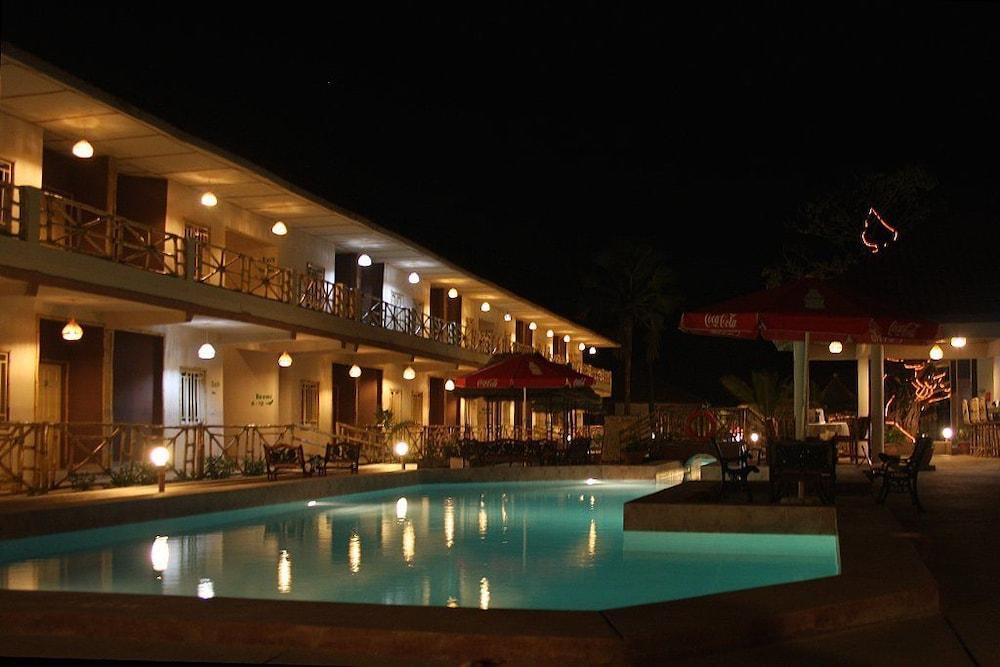Bamboo Garden Hotel Serekunda Kültér fotó