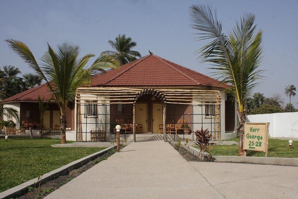 Bamboo Garden Hotel Serekunda Kültér fotó
